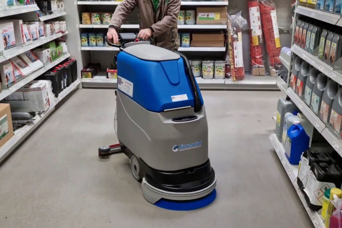 Autolaveuses Fiorentini Giampy pour un nettoyage parfait des magasins @ KWS Reinigungsmaschinen.ch Autolaveuses Fiorentini Giampy pour un nettoyage parfait des magasins