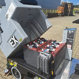 Autolaveuse autoportée Tomcat EX v2 Disk Tomcat EX v2 Disk