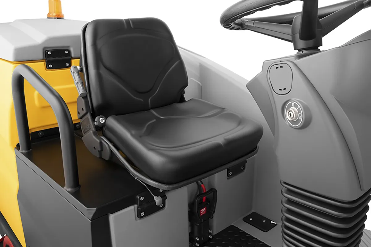 Ghibli Autolaveuse autoportée R R 300 FD 130 BC CHEM Ghibli R R 300 FD 130 BC CHEM