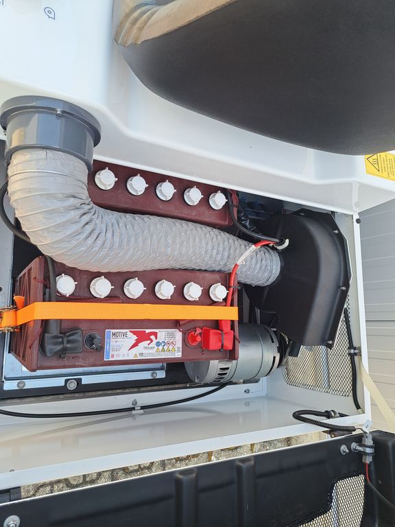 Balayeuse aspirateur autoportée Dulevo Dulevo 75 EH Dulevo Dulevo 75 EH