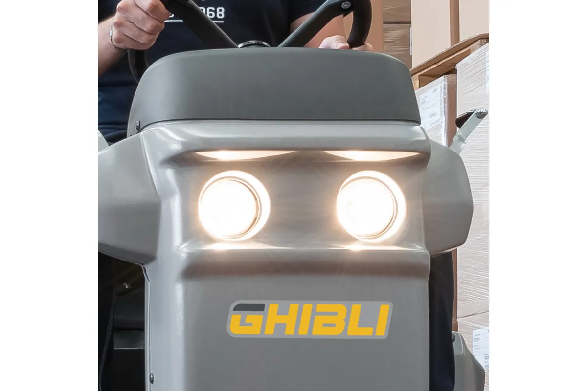 Ghibli Balayeuse autoportée HS R 130 BC Ghibli HS R 130 BC